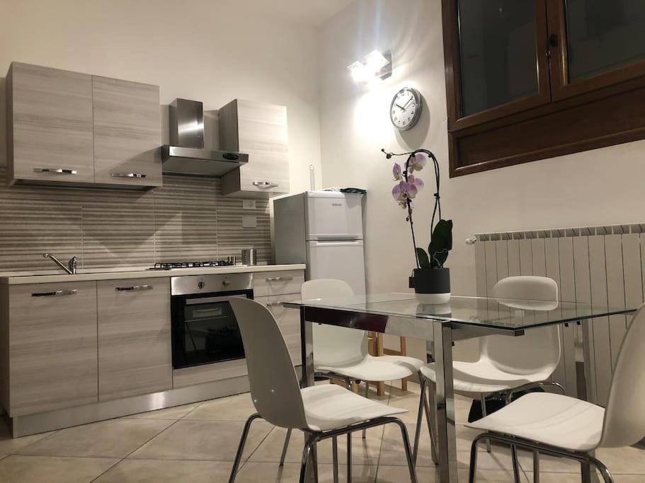 Brand New Apartment Флоренция Екстериор снимка